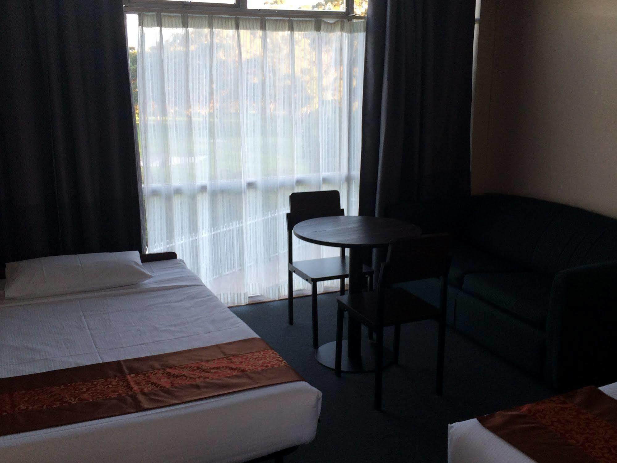 The Select Inn Ryde West Ryde Exteriér fotografie